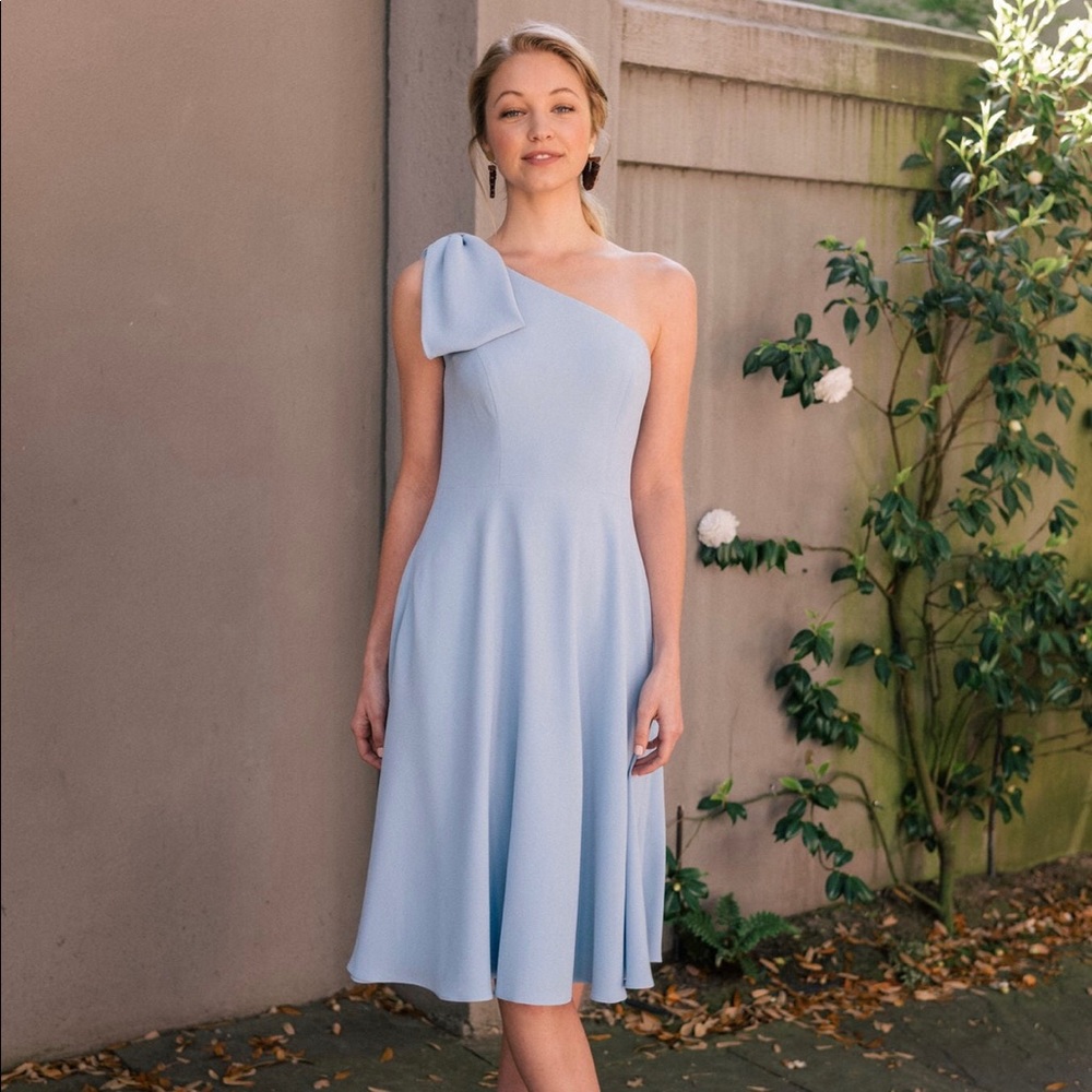 NWT Gal Meets Glam Yvonne Dress - Size 10